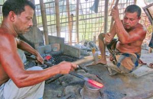 kamar 2 TEKNAF TODAY - সীমান্তের সর্বশেষ খবর